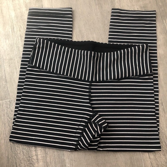 lululemon athletica Other - Lululemon crops  l   Size:6